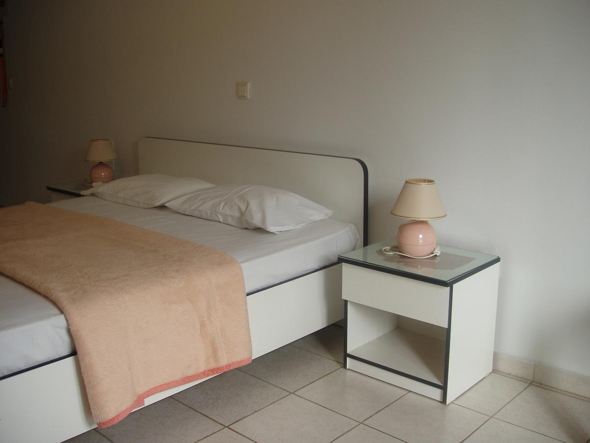 Aris Apartments Jeráni Haníon Kültér fotó