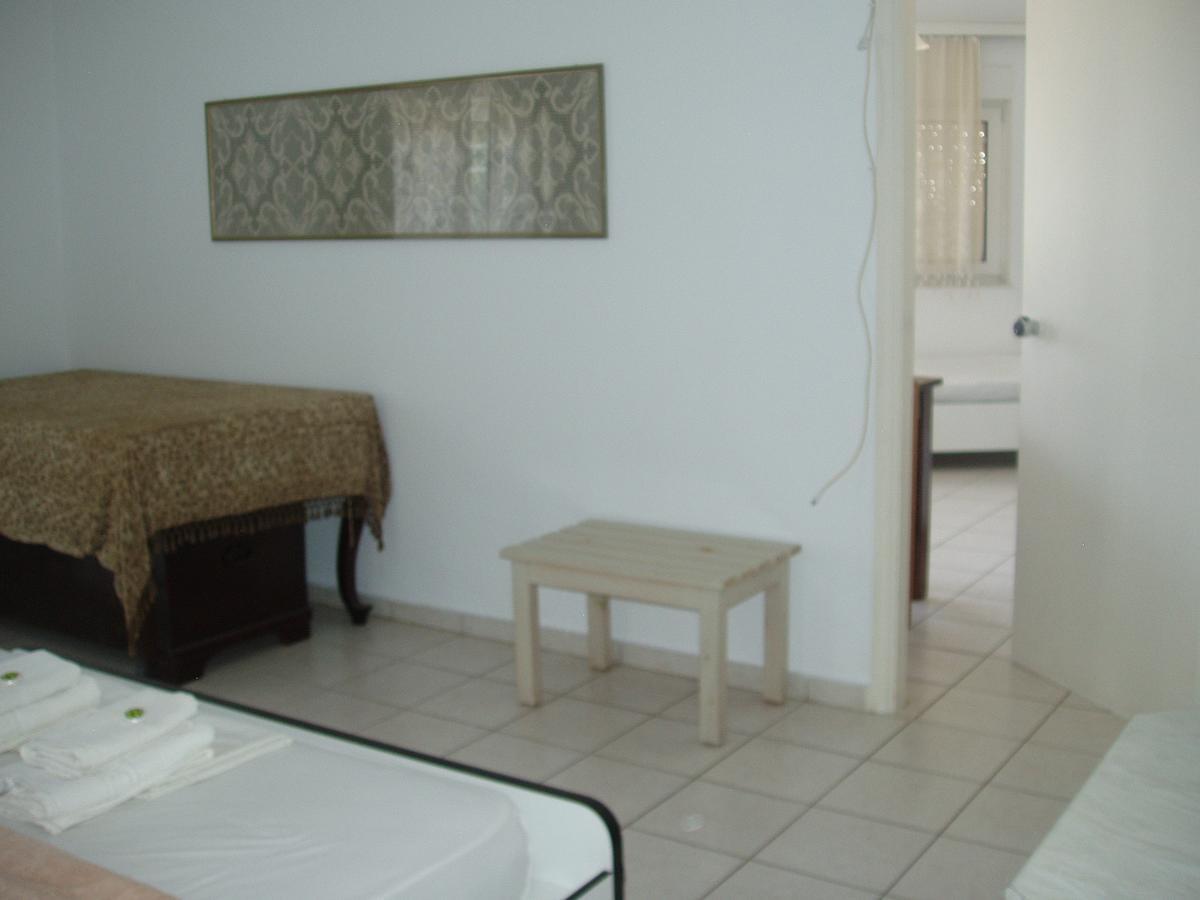 Aris Apartments Jeráni Haníon Kültér fotó