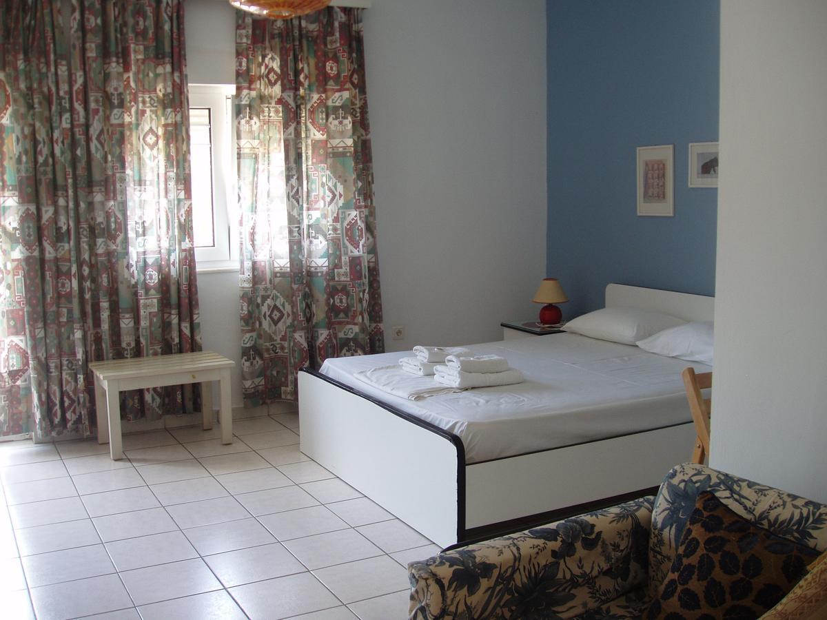 Aris Apartments Jeráni Haníon Kültér fotó