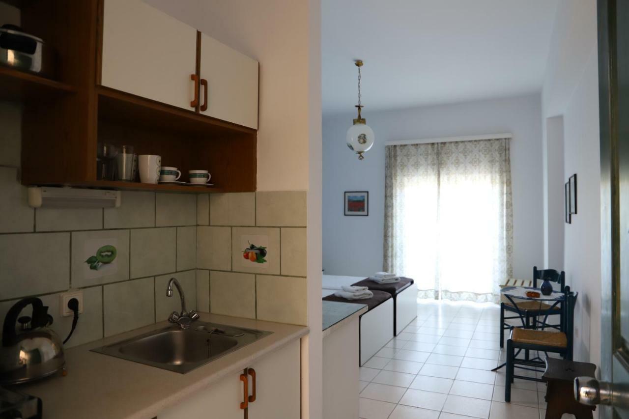 Aris Apartments Jeráni Haníon Kültér fotó