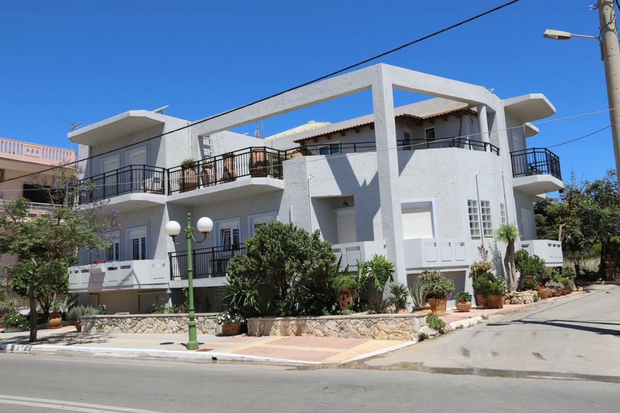 Aris Apartments Jeráni Haníon Kültér fotó
