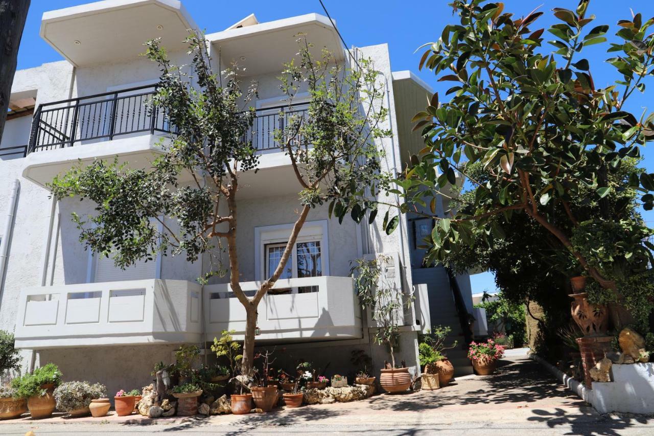 Aris Apartments Jeráni Haníon Kültér fotó
